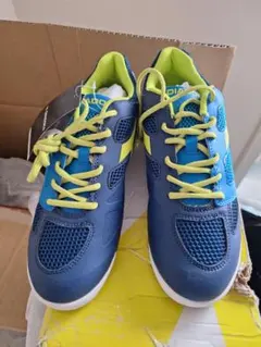 DIADORA シューズ　27センチ