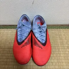 s*r様 Nike Phantom Flyknit 赤/青 スパイク　プロ s*r様 Nike Phantom Flyknit 赤/青 スパイク プロ - メルカリ