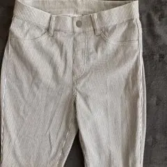 ユニクロ　レギンスパンツ