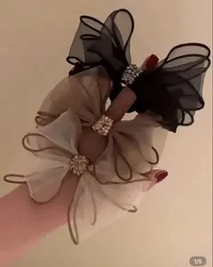 Item thumbnail for item e3b45101-7172-48c1-a4e9-3347728d6ce2