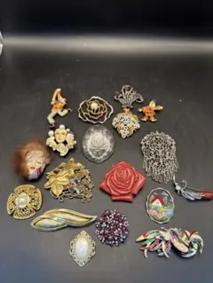 凛*離様 昭和レトロなヴィンテージブローチ18点セット
