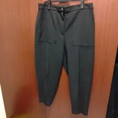 ザラ　ブラックカジュアルパンツ