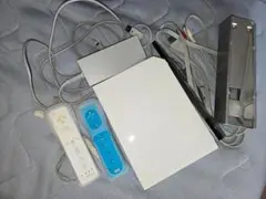 Wii 本体 リモコン2個 センサー付き