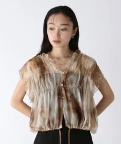 シャーリングシアーブラウス