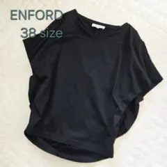 美品✨翌日発送可能　ENFOLD 黒 Vネック 変形カットソー　38サイズのサムネイル