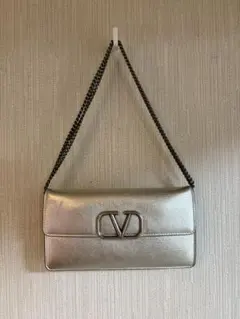 Valentino v sling チェーンウォレット