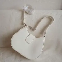 ショルダーバック　ホワイト　白　ハンドバック　ツーウェイ