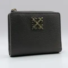 【美品】russet モノグラムプレートハーフウォレット　二つ折り財布　グレーのサムネイル