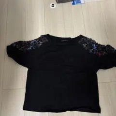 JEANASIS ブラック 半袖Tシャツ 花柄刺繍