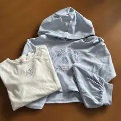 メゾピアノ ライトブルー フード付きトレーナー