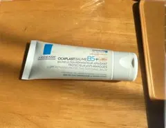 ラロッシュポゼ　シカクリーム　B5+