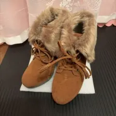 ブラウンファー付きスエードブーツ Sサイズ