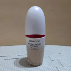 資生堂SHISEIDO REVITALESSENCE SKIN GLOW 220