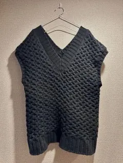 Item thumbnail for item 8d947be1-4b4c-4d44-b92f-afb53514e121