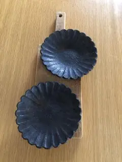 高島大樹⭐︎楕円輪花小皿4点セット 高嶋大樹：輪花皿2枚セット、緑滴釉、黒釉：深皿 - メルカリ