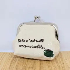 手刺繍 がま口ポーチ