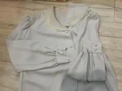 【値下げ】ライトグレー 襟付き長袖ブラウス