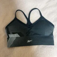 Reebokスポーツブラ