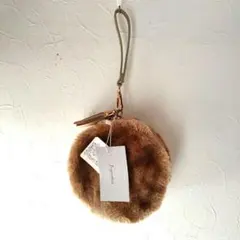 Item thumbnail for item 4b0cd980-17fe-48e7-9d38-c202ffd5c04e