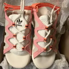 【週末限定お値下げ】adidas アディダス　アスターサンダル