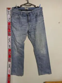 Item thumbnail for item 1f72dfb4-0fb4-4a53-9d16-fc13eef9b1ae