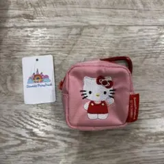 サンリオピューロランド　ハローキティ ポーチ カラビナ付き ピンク