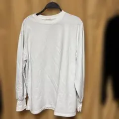 レディースGUホワイト 長袖 Tシャツ クルーネック　Mサイズ