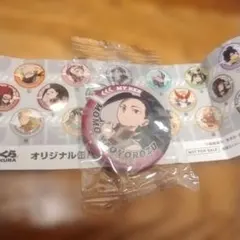 《未開封》僕のヒーローアカデミア×くら寿司　八百万百缶バッチ