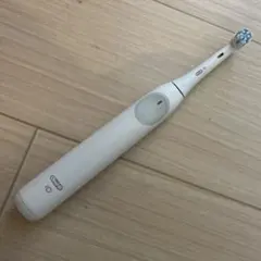 電動歯ブラシ ブラウンオーラルB iOホワイト）