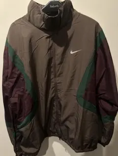 ブラウン ナイロンジャケット