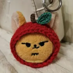 77】ピーチねこちゃんキーホルダー - メルカリ