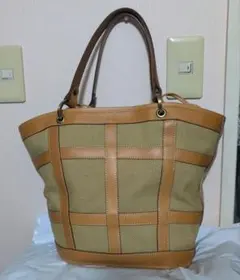 【美品】CI-VAイタリアンレザーバック　ハミルトンエッセンス限定のサムネイル