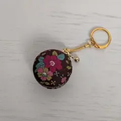 花柄　マカロンポーチ　ハンドメイド　小物入れ　キーホルダー付き　コインケース