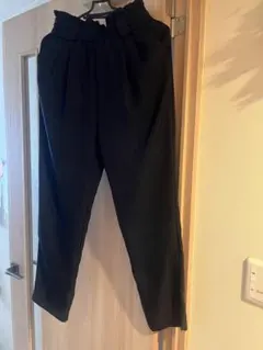 ZARA ネイビーパンツ