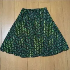 【INDIVI】ひざ丈幾何学模様プリーツスカート　36