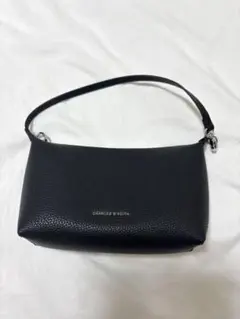 本日中お値下げ！CHARLES & KEITH ブラック ポーチのサムネイル
