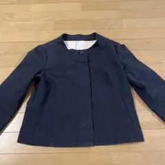 秋 ノーカラージャケット