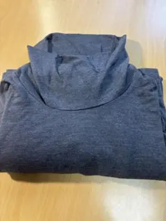 UNIQLO ユニクロ　ヒートテック　タートルネック　長袖Tシャツ