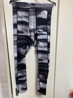 adidas 抽象パターン タイツ