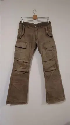 名作 ATTACHMENT フレアカーゴパンツ ブーツカット アタッチメントのサムネイル