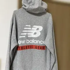 ニューバランス　パーカー　メンズMサイズ