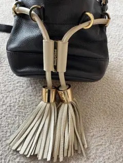 Item thumbnail for item 6cd86e20-b67a-4cc0-9ca3-0089c132e680