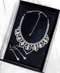 【美品】ネックレスとイヤリングセット★アクセサリー★パーティ★結婚式★二次会