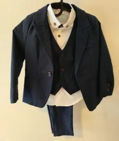 美品　　ネイビー フォーマルスーツ 4点セット　120cm