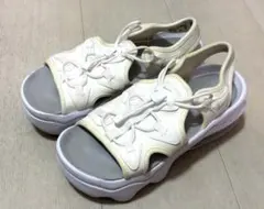 NIKE ナイキ　エアマックス　ココサンダル　23 ホワイト