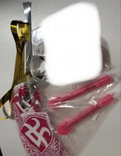 浜崎あゆみ 立川 ステッカー 光るブレスレット 銀テープ - メルカリ