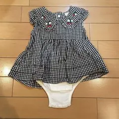 プチマイン　イチゴ刺繍ロンパース