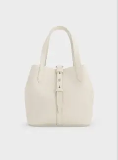 2026年最新】charles & keith バッグ ホワイトの人気アイテム - メルカリ