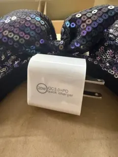 20W QC3.0 + PD 急速充電器