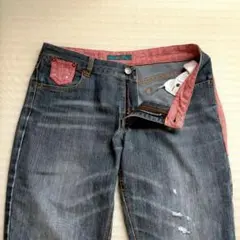 Item thumbnail for item d85b46f7-6dd9-42b3-8cac-fc597bf4688e